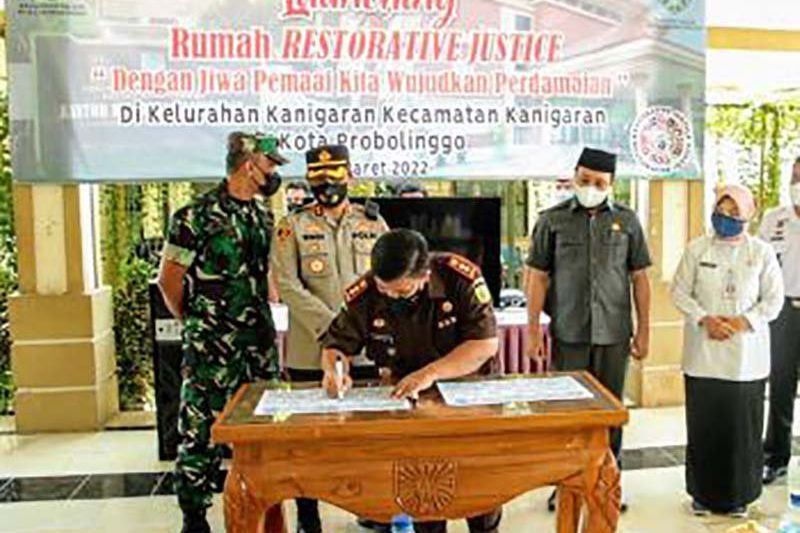Mengedepankan Pendekatan Hukum, Kejari Kota Probolinggo Ciptakan Rumah <em>Restorative Justice </em>