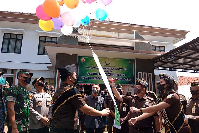 Kejari Kabupaten Probolinggo Bidik Kasus Korupsi Melibatkan Oknum DPRD dan Kepala Desa