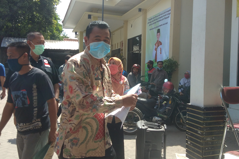 Tidak Daftar di Hari Pertama, Baspalon Pilkada Mojokerto Pungkasiadi-Titik Lebih Mempersiapkan Berkas