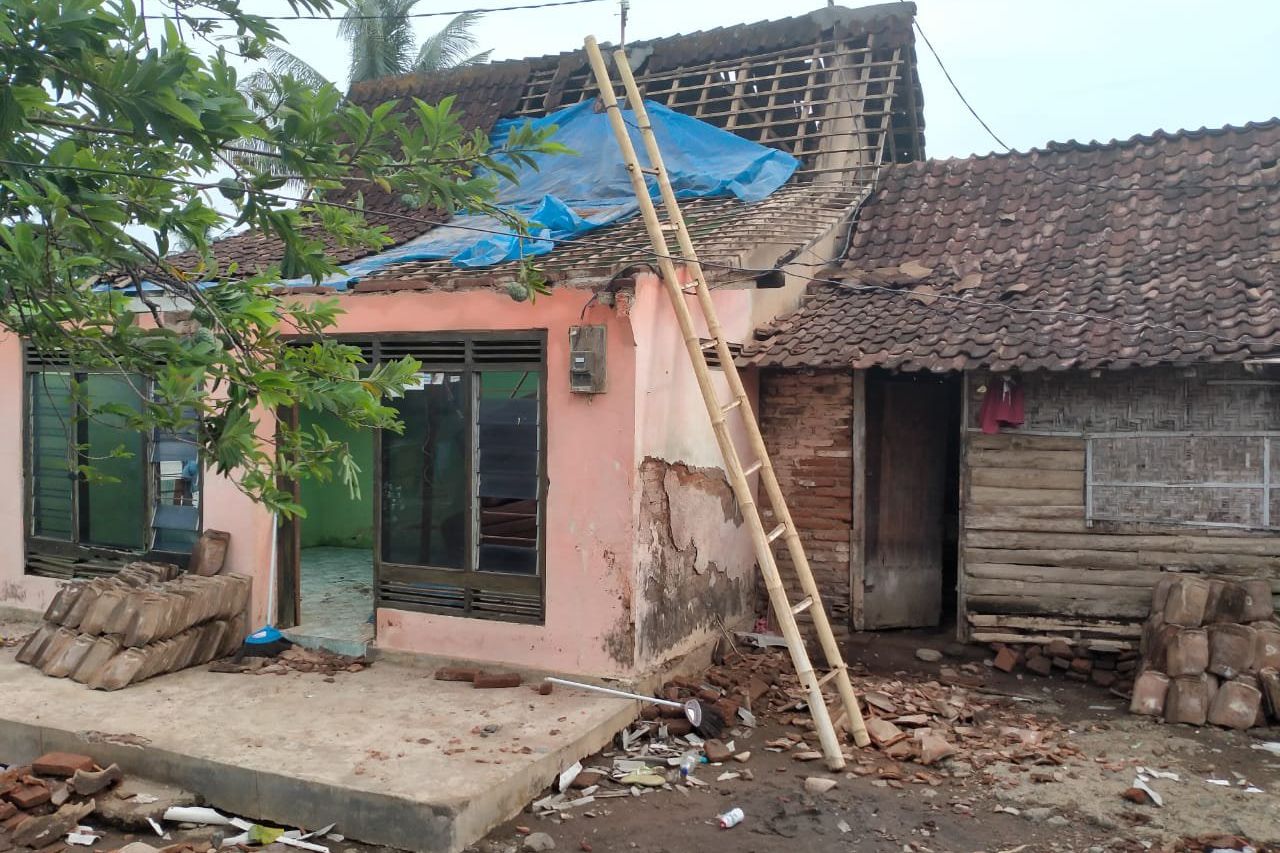 Puting Bliung Terjang Banyuwangi, Satu Orang Terluka