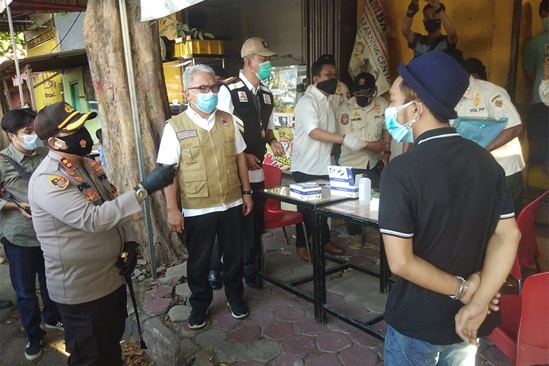 Gelar <em>Rapid Test On The Spot, </em>Tiga Warga Mojokerto Reaktif