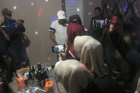 Razia Tempat Hiburan Malam, Pengunjung Graha Poppy Positif Narkoba
