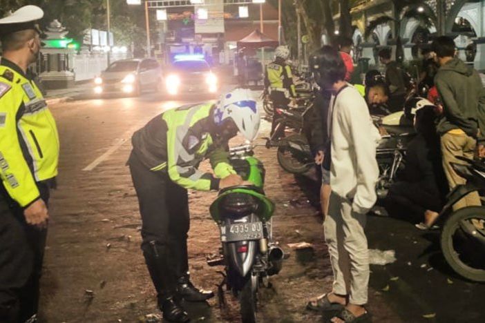 Razia Motor Knalpot Brong, 20 Motor Diamankan