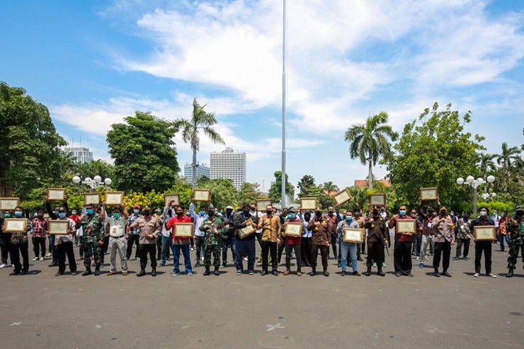Berhasil Jadikan Status Kuning, Kerja Keras Relawan Surabaya Memanggil Dapat Apresiasi