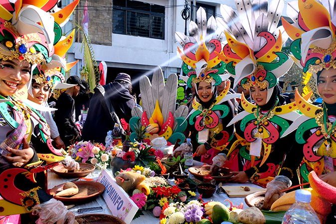 <strong>Semarak HJKS ke 729, Festival Rujak Uleg dan Parade Budaya Kembali Digelar</strong>