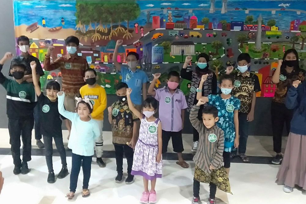 Pameran Lukisan Anak Sanggar Daun Gresik Persembahan Untuk Bangsa