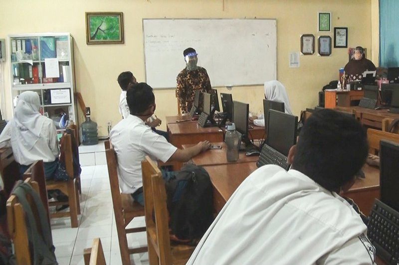 Dinas Pendidikan Jatim Rencana Tambah Jumlah SMA/SMK Tatap Muka
