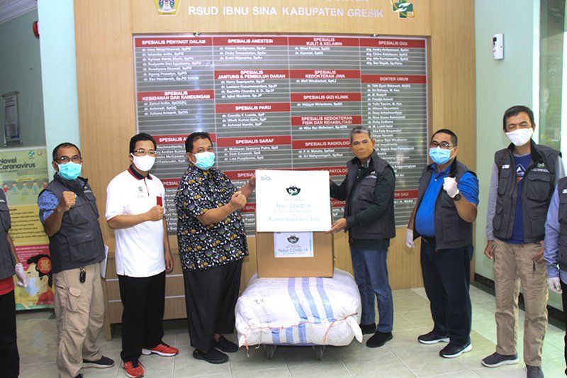 Pandemi Covid-19 Penuhi Syarat Pembagian Zakat, UPZ SIG Salurkan Bantuan APD