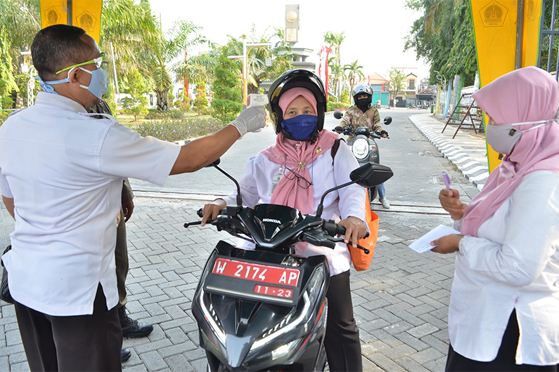 Terlambat Masuk Kerja, ASN Pemkab Gresik Disanksi Pengurangan TTP