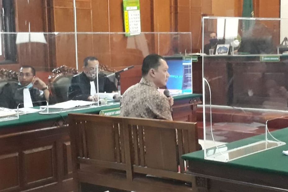 Ariel di Sidang Pemeriksaan Mengaku Rekening Pribadi Sudah Sepengetahuan Direksi PT Hosion