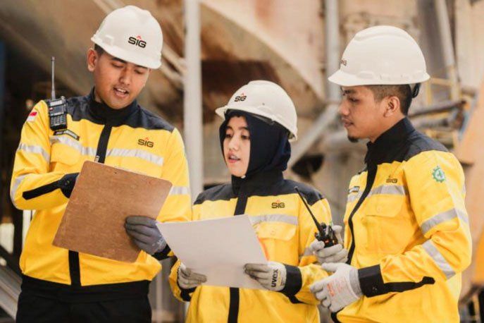 SMGR Terpilih Outstanding Company 2021 Sektor Materials Dari Asiamoney