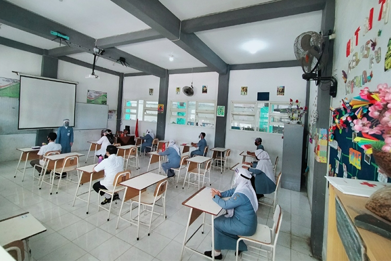 Pemkot Surabaya Berencana Buka Sekolah, Begini Tanggapan Ahli Epidemiologi
