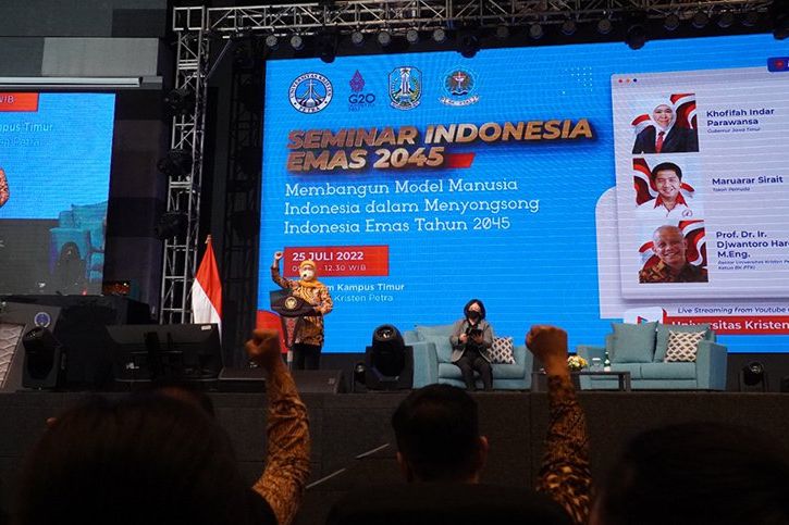 1.700 Maba Ikuti WGG 2022 Hadirkan Khofifah dan Maruarar Sirait di UK Petra