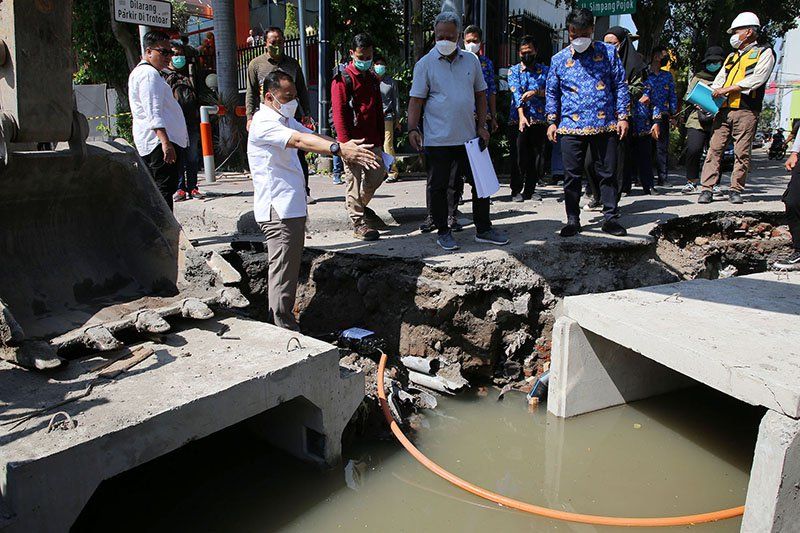 Pekerjaan Crossing Saluran Tengah Kota Surabaya Gunakan APBD Sebesar Rp 13 Miliar