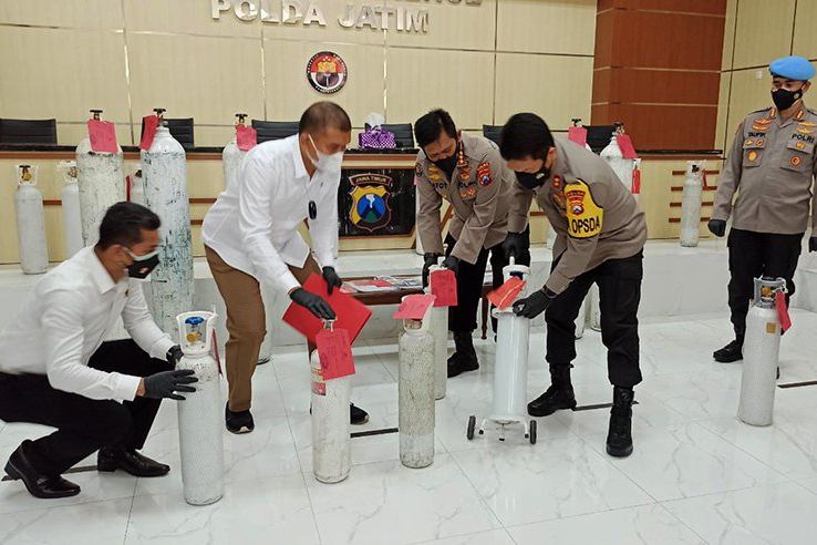 Di Tengah Pandemi Jual Oksigen Dengan Harga Dua Kali Lipat, Tiga Warga Sidoarjo Diamankan