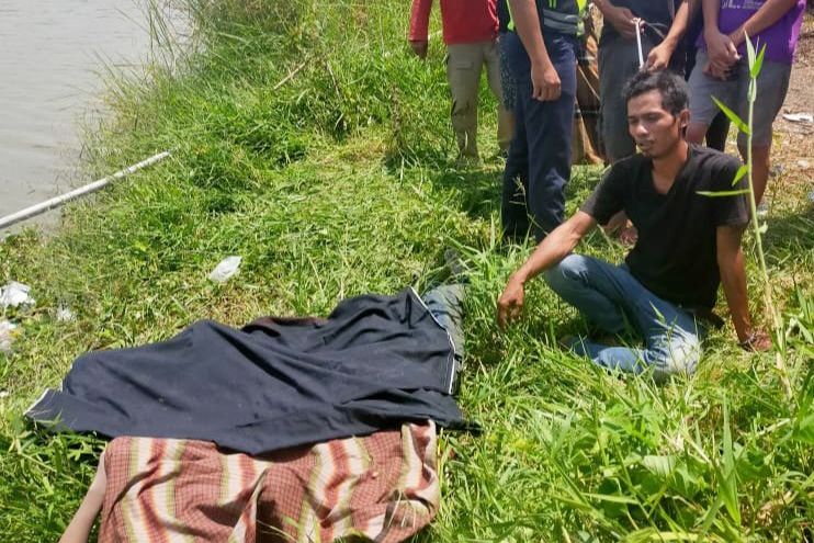 Pamit Keluar Rumah, Dua Pelajar Lamongan Meninggal Mengapung di BGS Gresik
