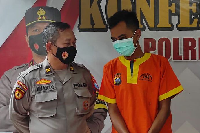 Gondol Uang Konsumen Hingga Satu Milyar, Sales Motor di Lamongan Ditangkap Polisi