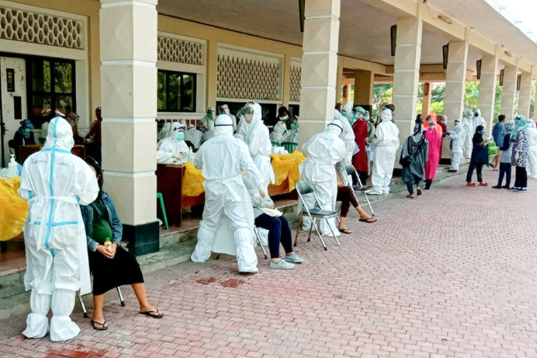 Lindungi Dari Wabah Covid-19, 500 Bumil di Surabaya Ikuti <em>Swab Test</em>