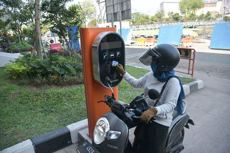 Terminal Intermoda Joyoboyo Mulai Berlakukan Pembayaran Elektronik
