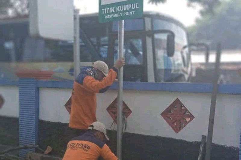 BPBD Probolinggo Pasang Rambu Jalur Evakuasi di Empat Desa Tangguh Bencana