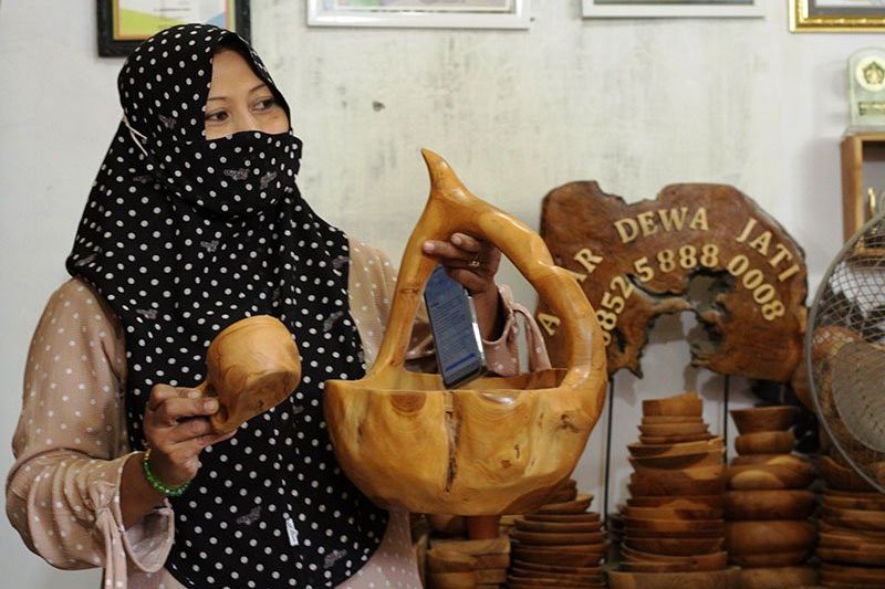 Penyebaran Covid-19 Melandai, Perajin Handicraft Mulai Ekspor Kerajinan
