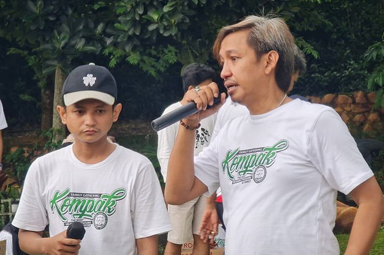 Ketum DPP IPHI Berangkatkan 2 Wartawan KOMPAK ke Tanah Suci