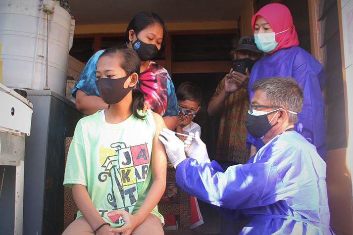 Vaksinasi Kalangan Disabilitas di Probolinggo Dilakukan "<em>Door To Door</em>"