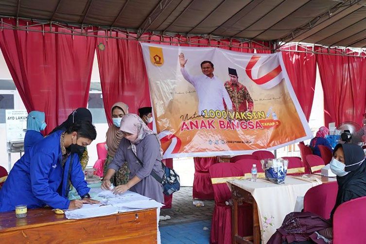 Serbuan LSN dan Gerindra Jatim di Jember Sasar Pesantren