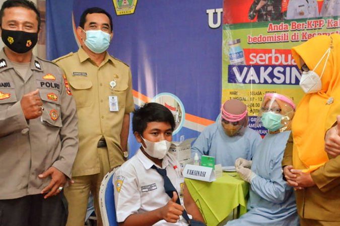 Dua Ribu Dosis Sinovac Sasar Pelajar di Kecamatan Kedamean Gresik