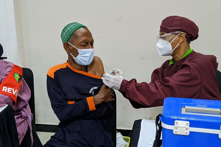 8 ODGJ dan 51 Penyandang Disabilitas Dapat Vaksinasi di Polres Ponorogo