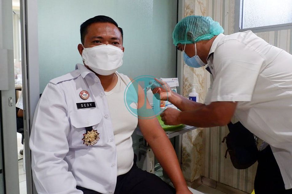 Masuk Kategori Pelayanan Publik, 86 Petugas Lapas Divaksin