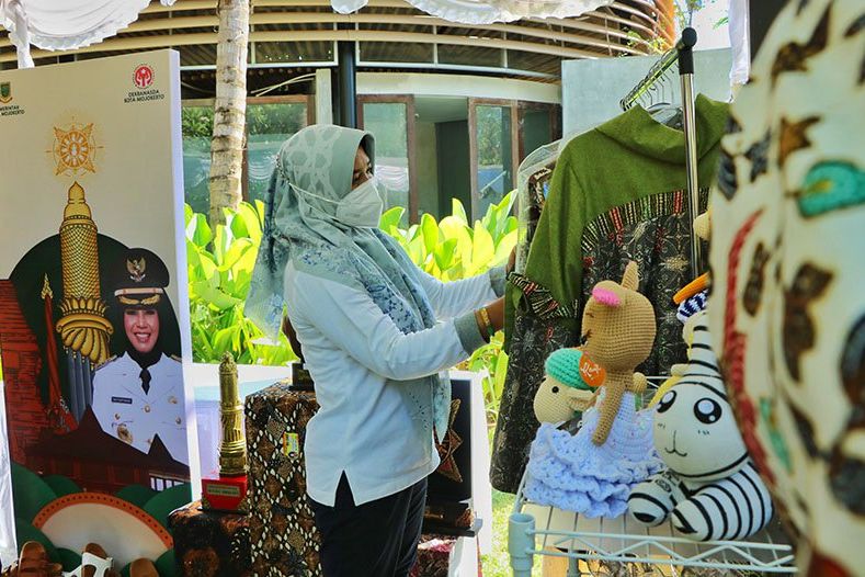 Ning Ita Ingatkan Kedekatan Bali dan Kota Mojokerto di Apeksi Outlook Denpasar