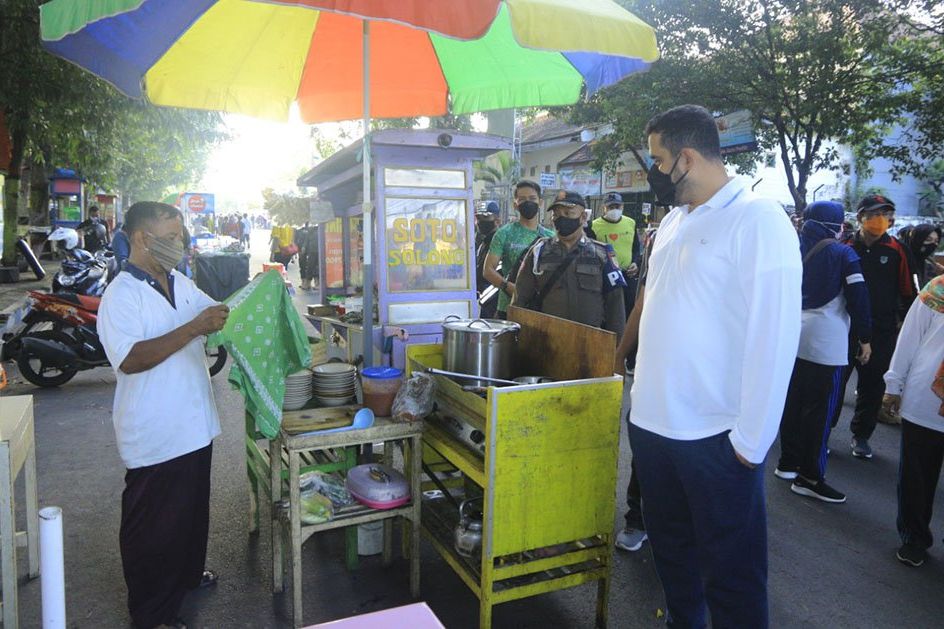Pasar Tugu Kota Probolinggo Kembali Dibuka, Wali Kota Imbau Warga Taat Prokes