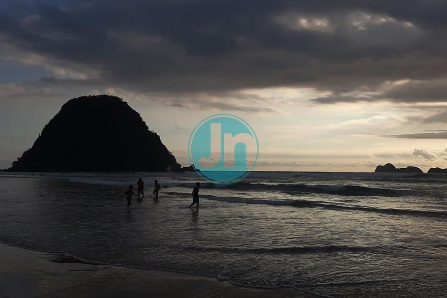 68 Destinasi Wisata Banyuwangi Tetap Dibuka
