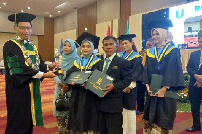 Rektor UHW Perbanas: Fresh Graduate Tak Perlu Khawatir Hadapi Tantangan Krisis