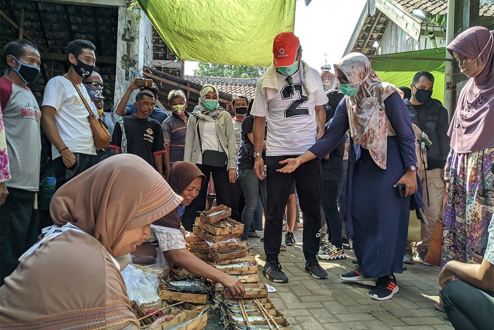 Blusukan ke Pasar, Ipong Akan Benahi dan Renovasi Pasar Tradisional