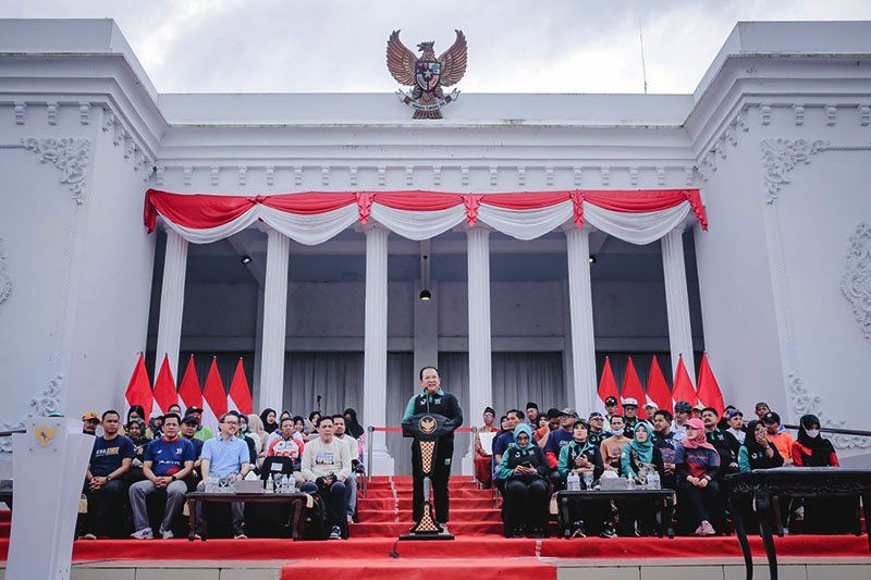 Hari Kesehatan Nasional, Dinkes Jember Ajak Gowes dan Senam Bersama