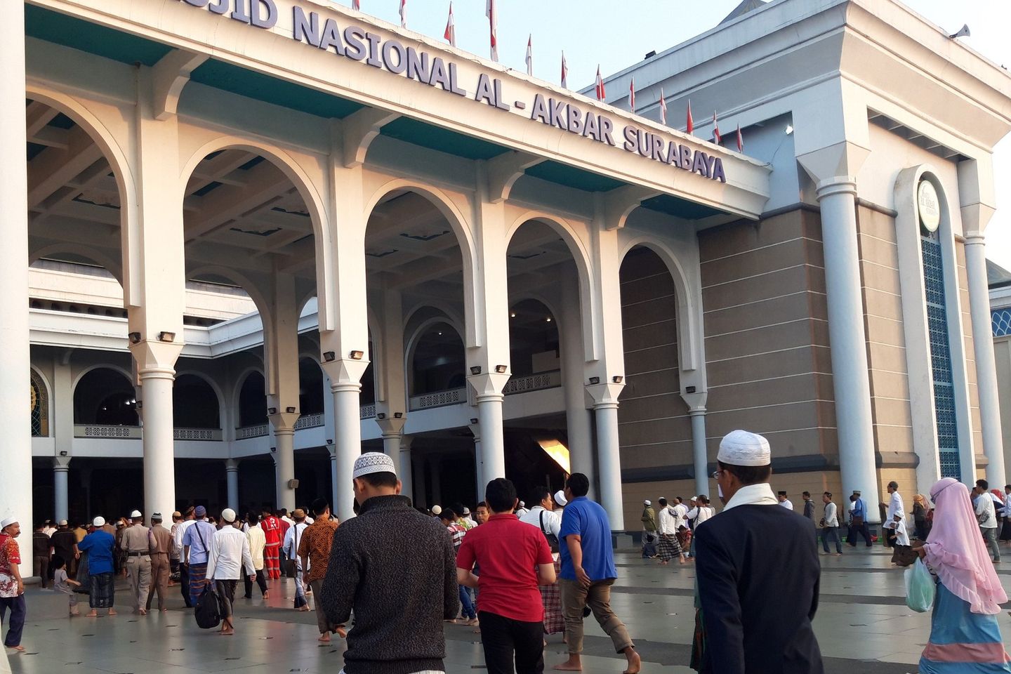Ini Petuah Khatib Salat Idul Adha di Masjid Akbar Surabaya