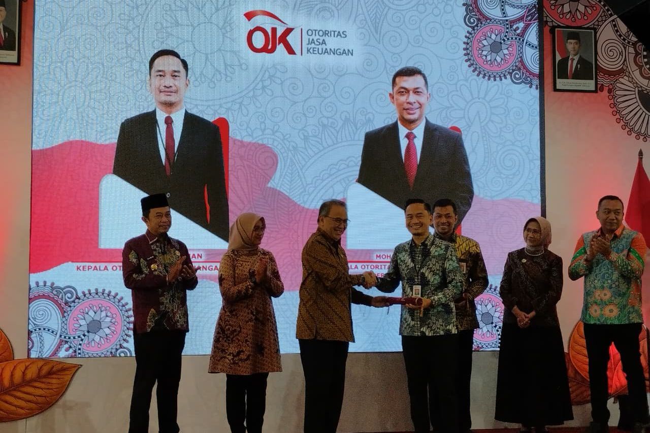 Aris Budiman Resmi Pimpin OJK Jember, Komisioner Titipkan Amanah Perkuat Sinergi Daerah