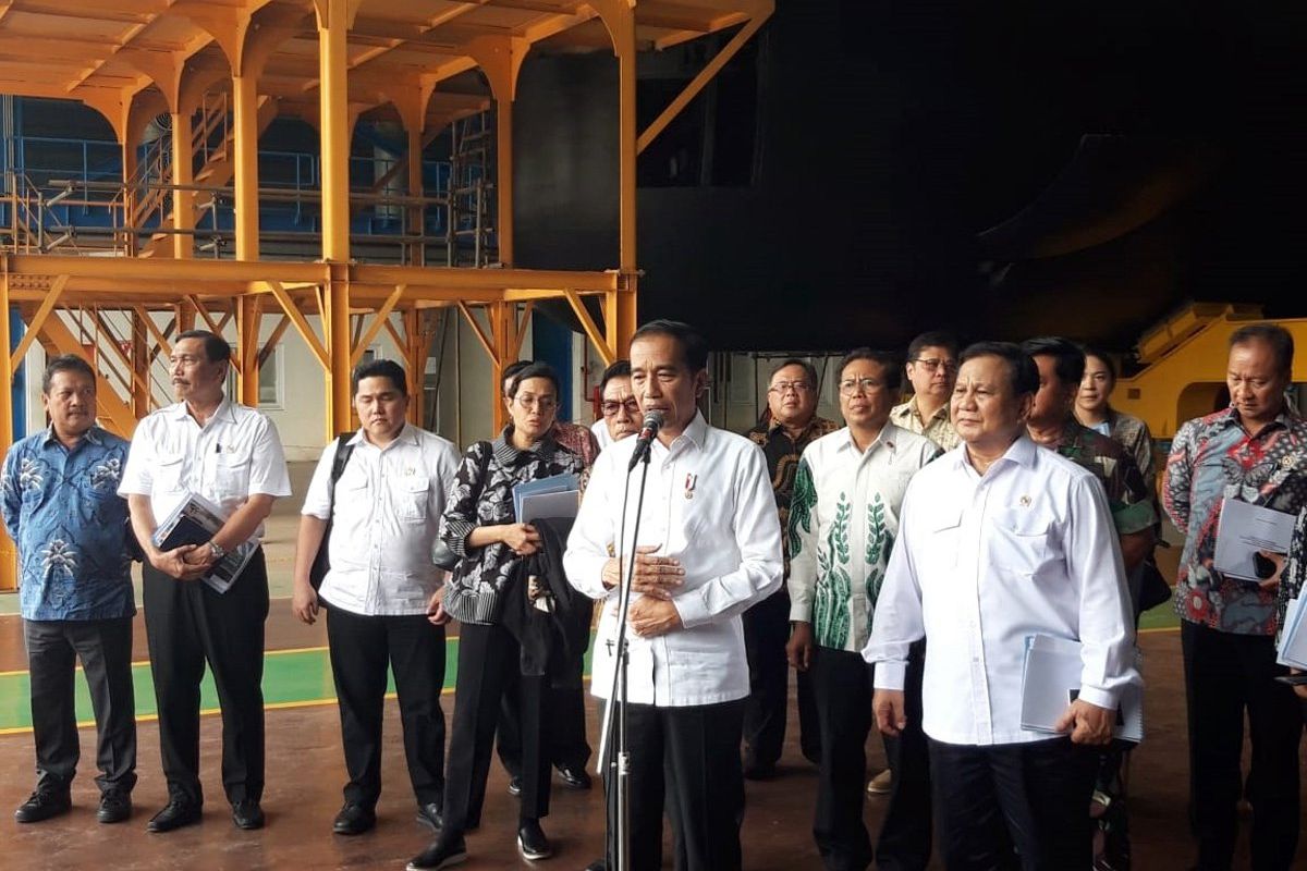 Jokowi Dorong PT PAL Indonesia Penuhi Pasar Domestik