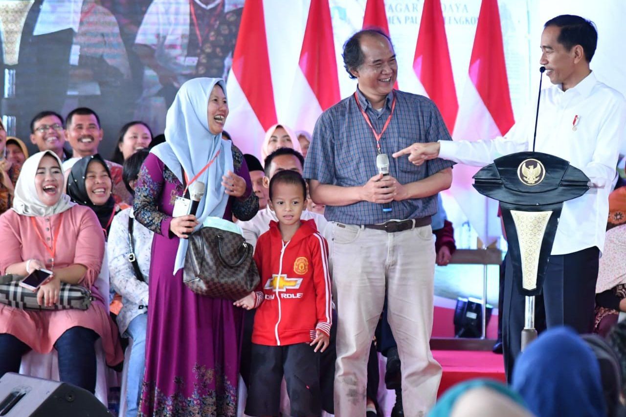Dialog Jokowi dengan Calon Pengemudi Ojek Online