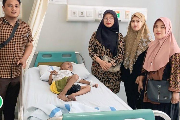 Besok, Sulton Jalani Operasi di RSUD Soetomo
