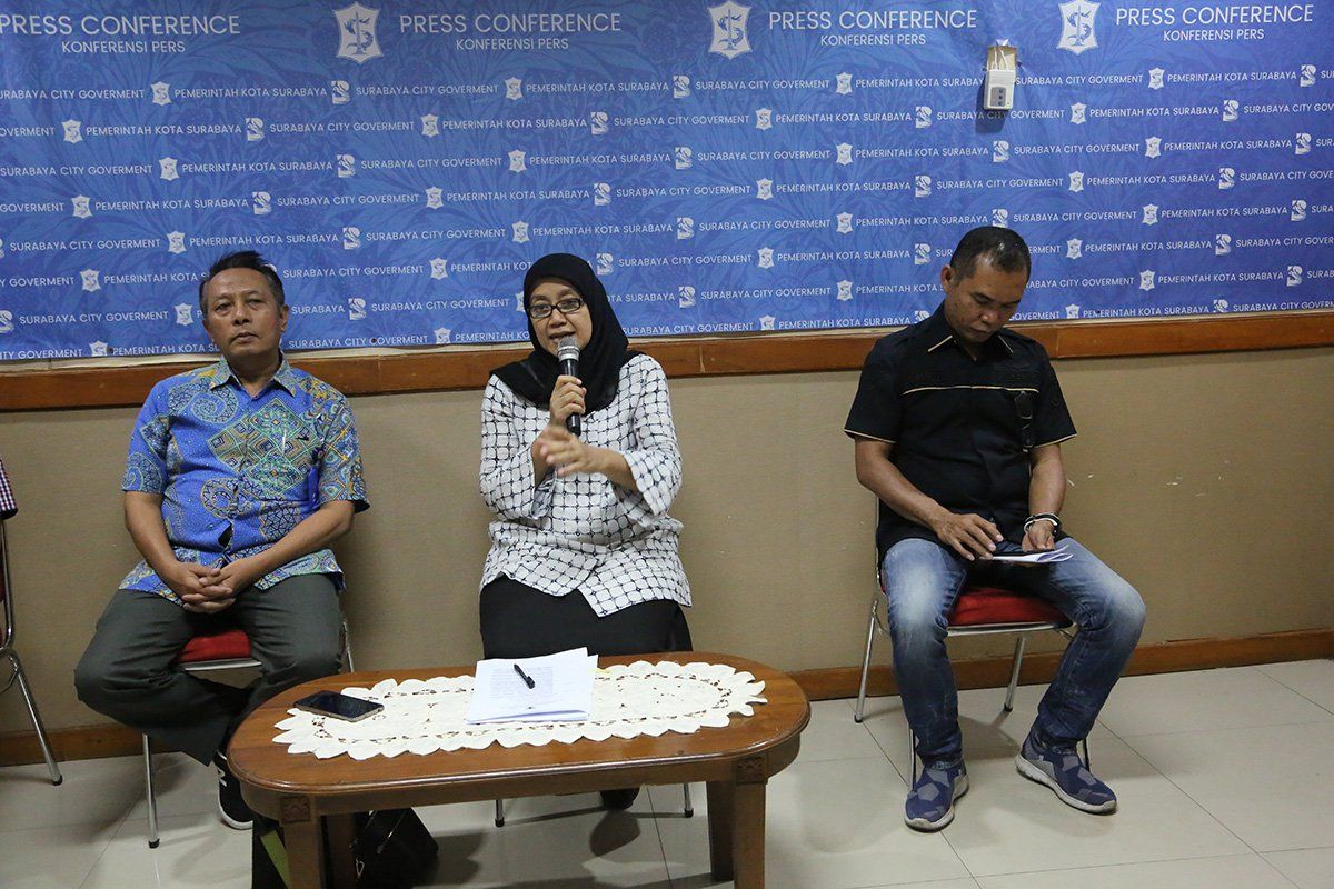 Pemkot Surabaya Batasi Baju Bekas Impor 