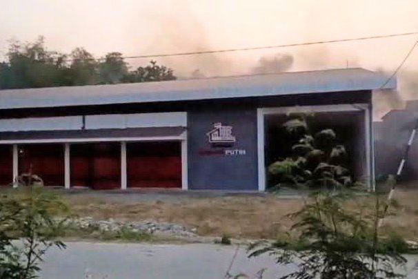 Terdengar Ledakan Berulang, KDMP Dlanggu Mojokerto Terbakar