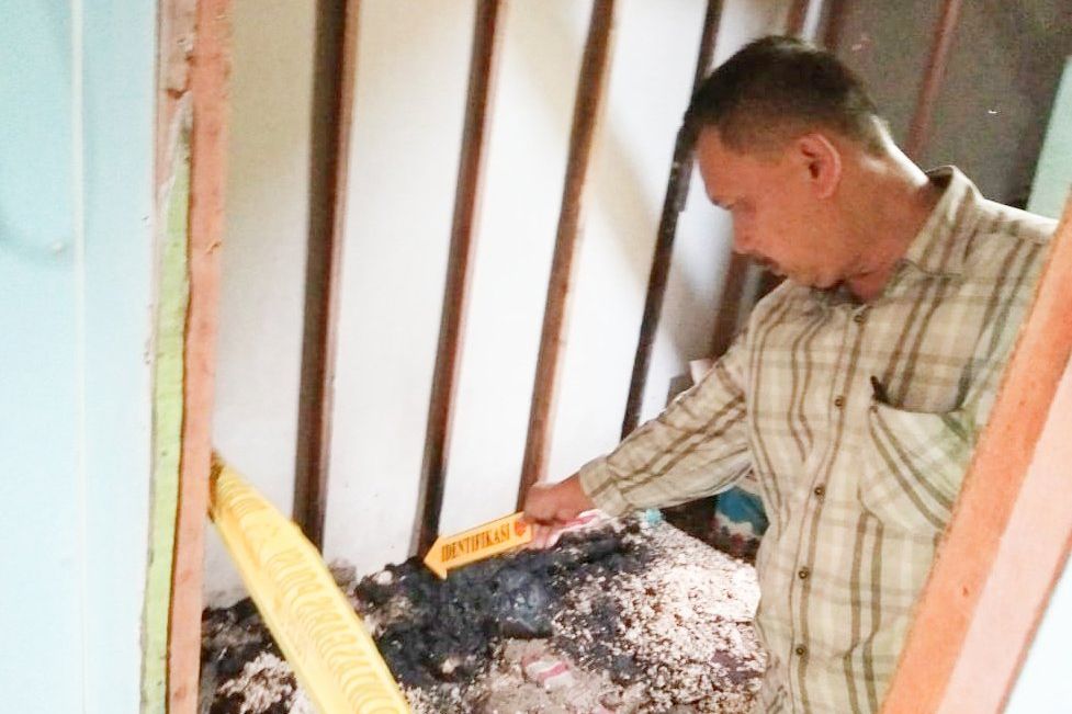 Rumah Terbakar Pria Lumpuh Ditemukan Meninggal di Kamar