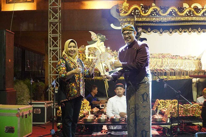 Refleksi Sejarah, Pemkot Mojokerto Gelar Pertunjukan Wayang Kulit di Peringatan Hari Pancasila