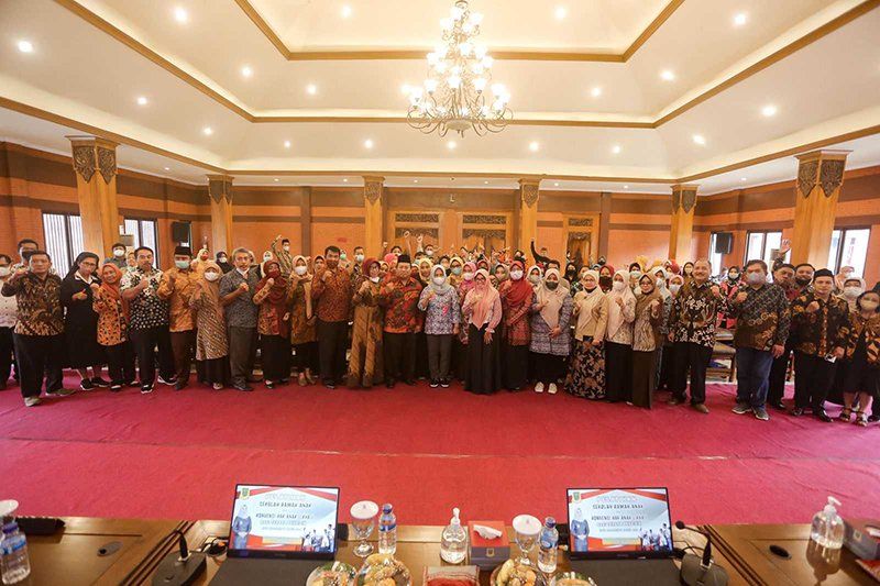 Serius Wujudkan Mojokerto Jadi Kota Layak Anak, Ning Ita Serius Tangani Sekolah Ramah Anak