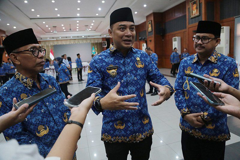Di Pengukuhan KORPRI Surabaya, Walkot Eri Ingatkan Jaga Netralitas ASN Jelang Pemilu 2024