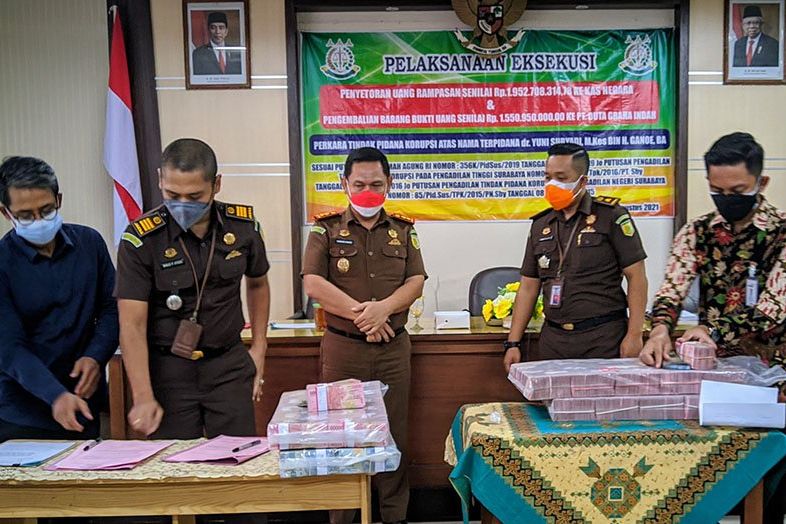 Dianggap Kelebihan Bayar, Kejari Ponorogo Kembalikan Uang Rp 1,5 Miliar Kepada PT DGI