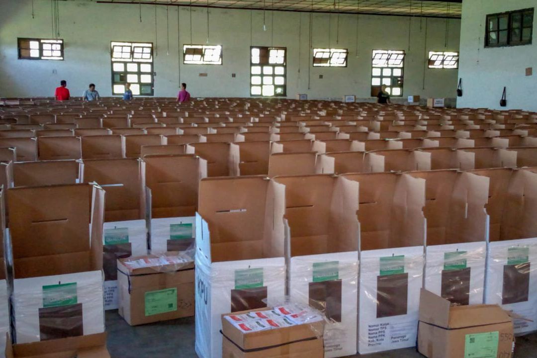 KPUD Ponorogo Rampungkan 60 Persen Pengiriman Logistik ke PPK 
